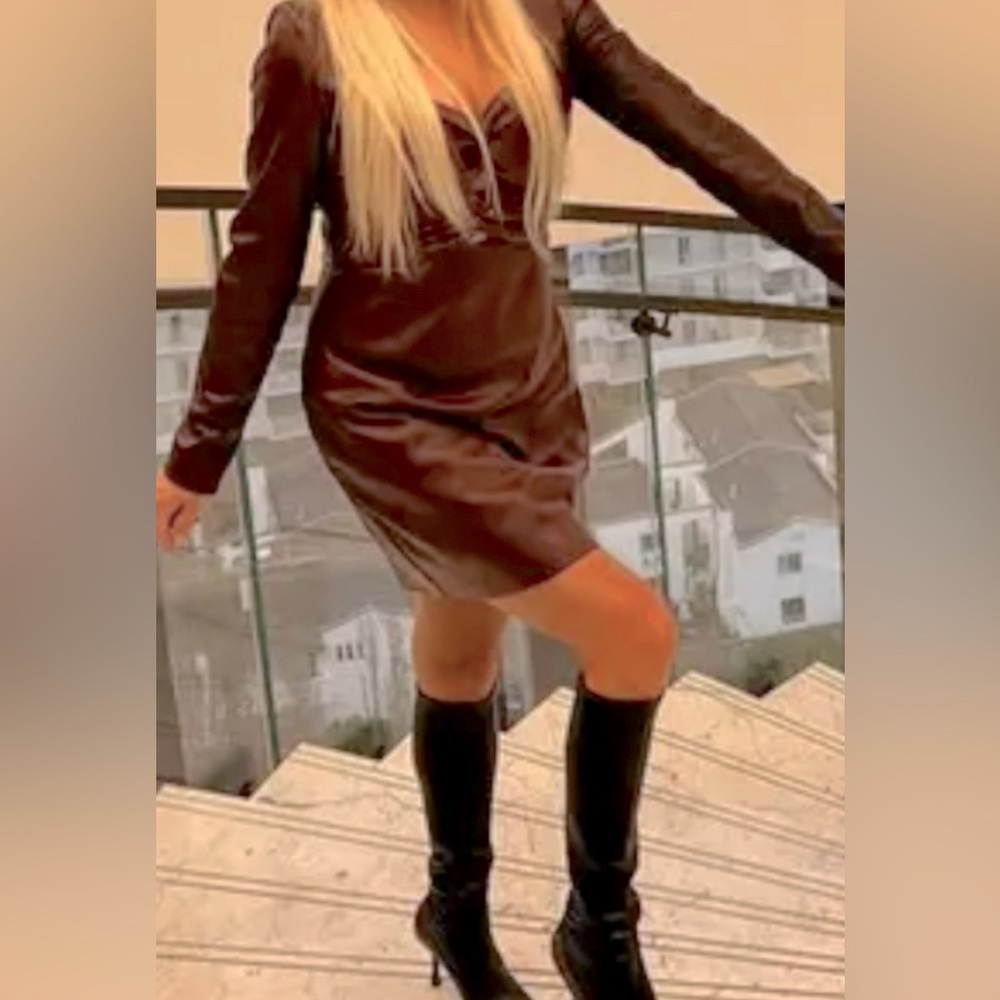 Faux Leather Raisin ColorTwist Mini Dress from One33 Social/Long Sleeve/Size 8 - Picture 6 of 10
